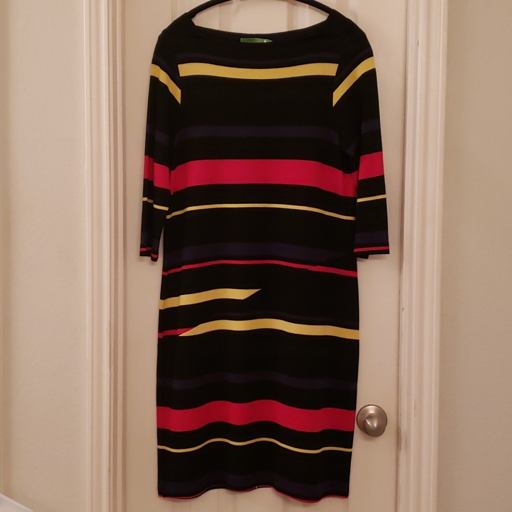 Dress - Picture 1 of 6
